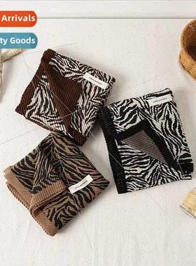 che pleated retro literary zebra grain thin section of cotto