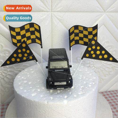 Black and white plaid flags cake inserts racing car scenario