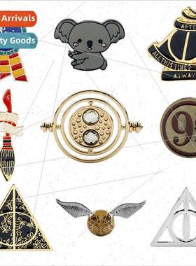 ghtwheel 2000 mbus School Badge Pin Flying Thief Flying Broo