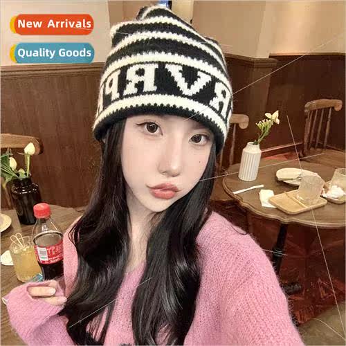 Korea knitted hat girls winter fashion stripes show face sma