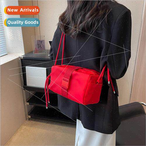 New fashion casual 适用eign simple shoulder bag 2023 new fem