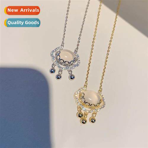 Niche collarbe chain auspicious clouds peace Ruyi lock neckl