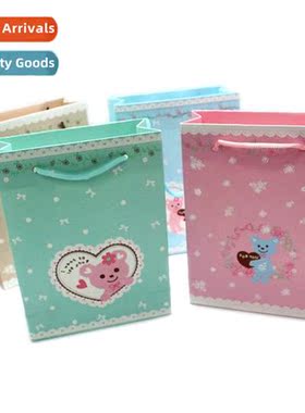 New fashi carto paper bags whe cardboard bags clothing hbags