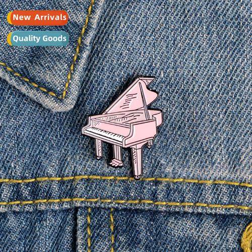 Student Girl Carto Piano Pin Alloy Enamel Piano Brooch Cloth