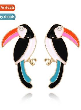 New creative color blocking small animal earrings retro fash