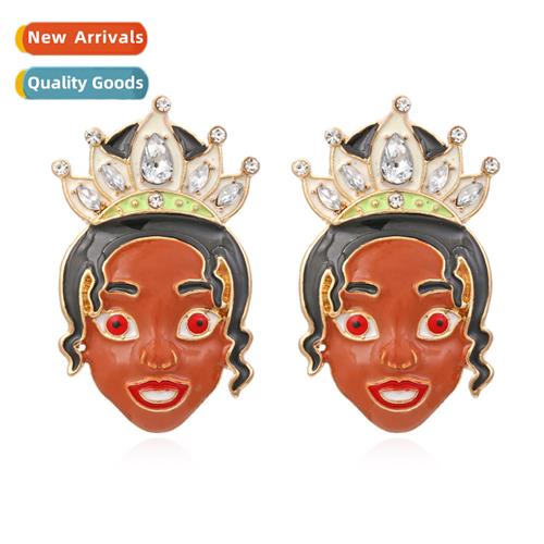 New creative character shaped diamd earrings queen crown sme