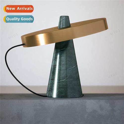 Modern light luxury decorative table lamp hotel sample room