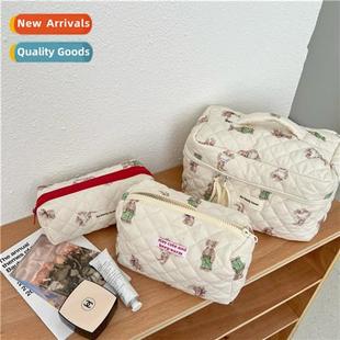 Ins wind bear rabb rabb makeup bag large capacy statiery org
