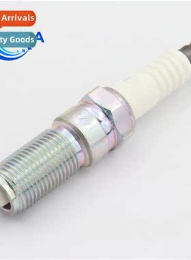 Spark plug spark plug L3Y2-18-110 ILTR5A-13G 适用Ma3 Starlin