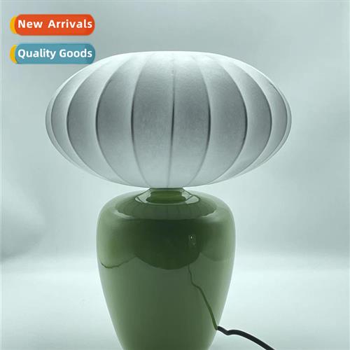 Ceramic girl heart table lamp Scinavian persaly bedroom stud