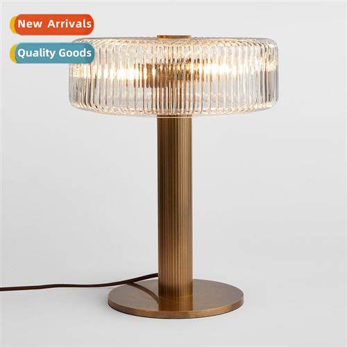 Post-modern minimalist metal glass table lamp premium   Scin