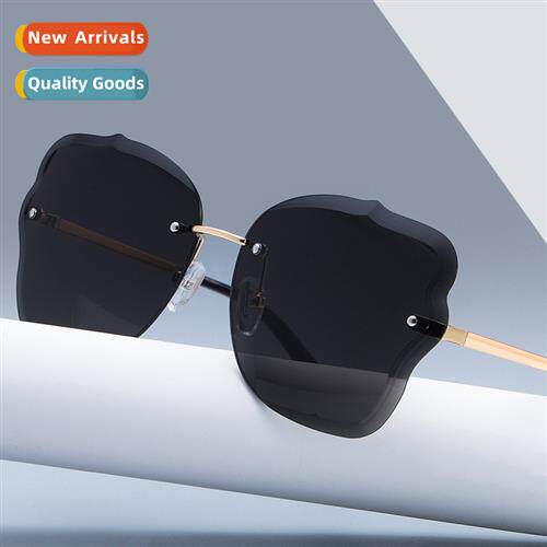 18123 persalized butterfly cut edge sunglasses women 2021 ne