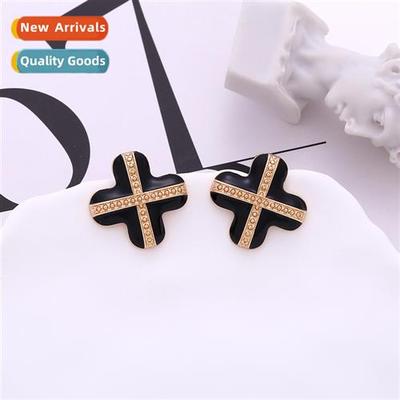 ZA Fashi Irish Carnival enamel four-leaf clover earrings tem
