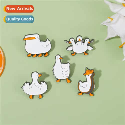 Europe and  Uned States high-grade carto animal alloy brooch