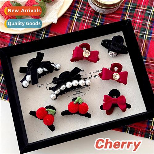 The new retro temperament bow trumpet grasp clip small princ