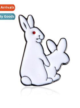 Persalized and creative red eyed rogue rabb brooch European