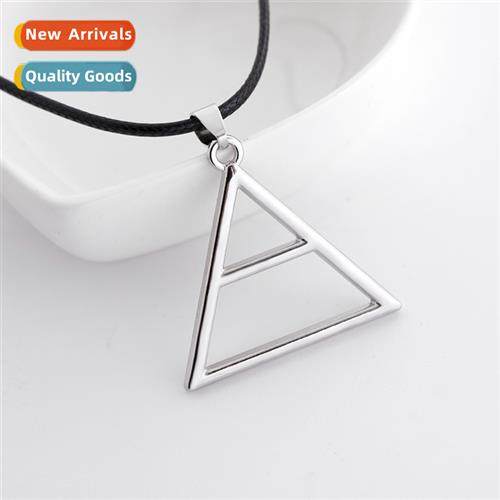 Europe and  Uned States hollow triangle pendant Mars band ne
