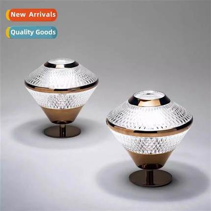 Simple modern light luxury table lamp er living room study b