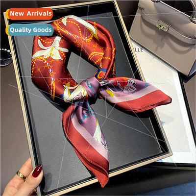 Spring Autumn thin fashion petunia red mulberry silk silk sq