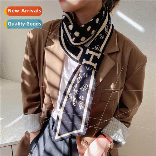 Knted small scarf women fall winter scarf polka dot cashew w