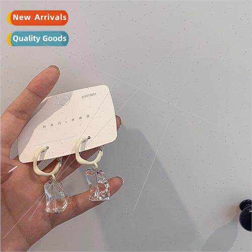 Irregular transparent acrylic ear buckle earrings 2022 new t