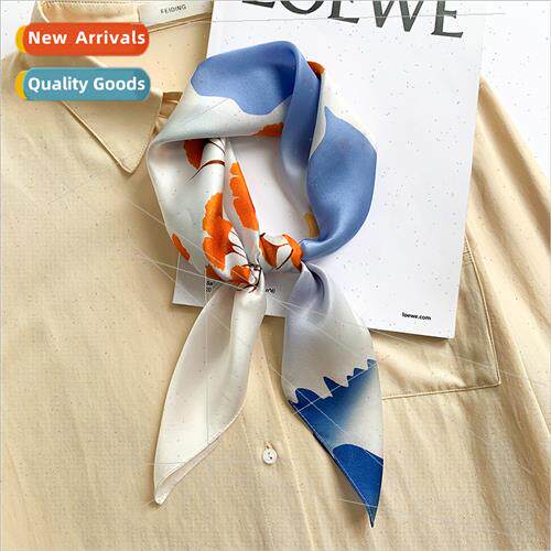 2021 new Korea printing silk small square scarf women 70X70