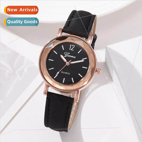 new fashion ladies watch Korean PU belt ladies quartz watch