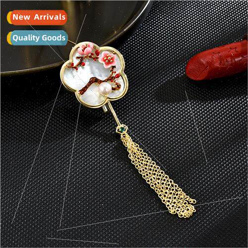 wind peach tassel brooch female high-grade natural luxury si