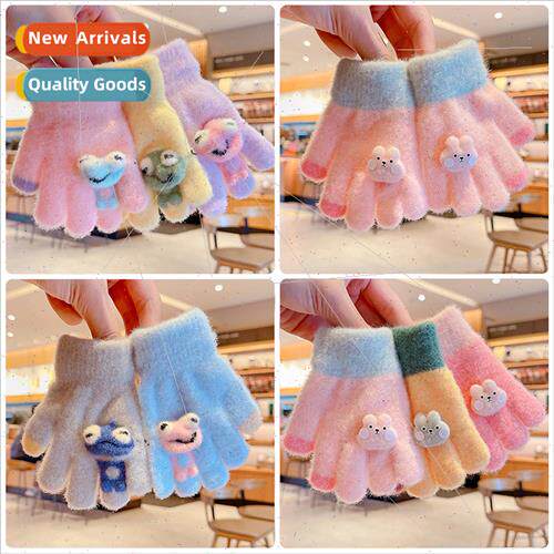 Winter new baby cute plush warm baby gloves children five fi