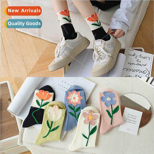 Spring Autumn mid-calf socks female three-dimensional flower