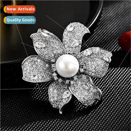 High-grade elegant sunflower full zirconium brooch anti-glar