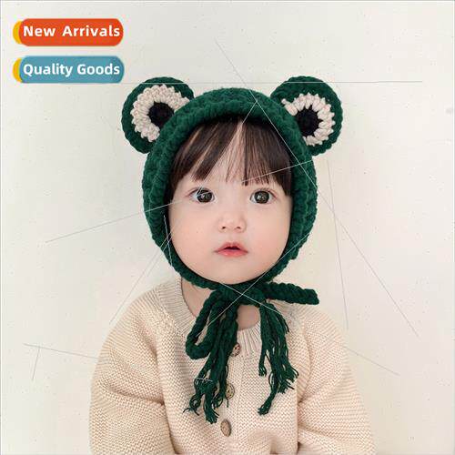 Winter handmade frog hat cute big eyes knted ear protection