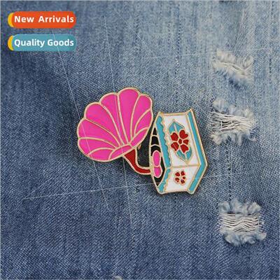 retro personaly record player brooch bag shirt accessories