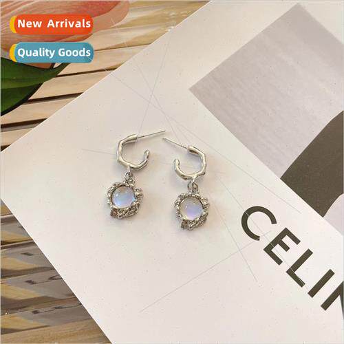 New tide retro geometric moonstone earrings female C word ea
