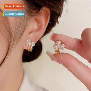 Flower Sweet Delicate Trefoil Fashion che Clips Zirconia Ear