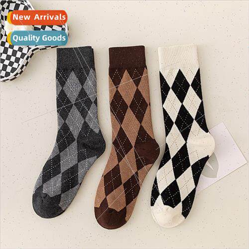 Autumn and winter new retro diamond plaid socks female  cott