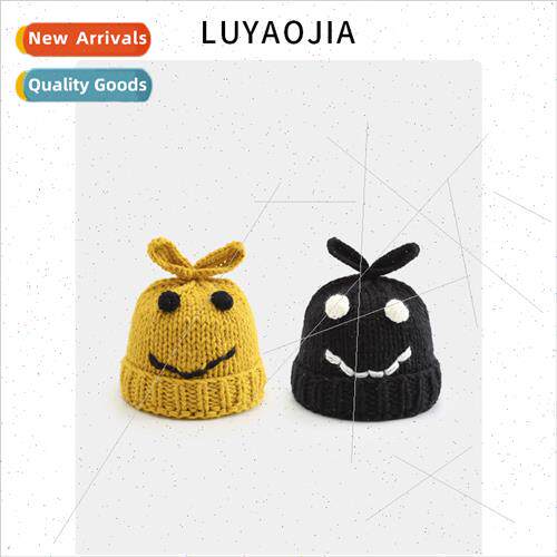 Korea  cute smiley face knted wool cap children fall winter