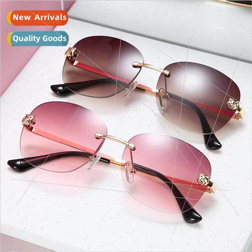0081 Rimless cut edge sunglasses适用women 2021 fashion color