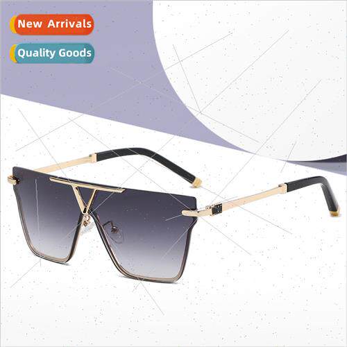 2A321 fashion square large frame onePCS sunglasses new perso