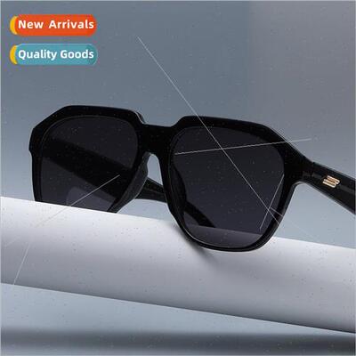 2021 New Personalized Women Sunglasses  Men Sunglasses Set H