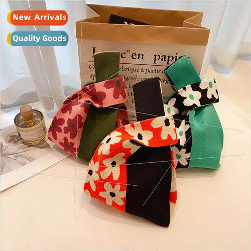 new Korea  lovely flowers small bags women bags knted pleate