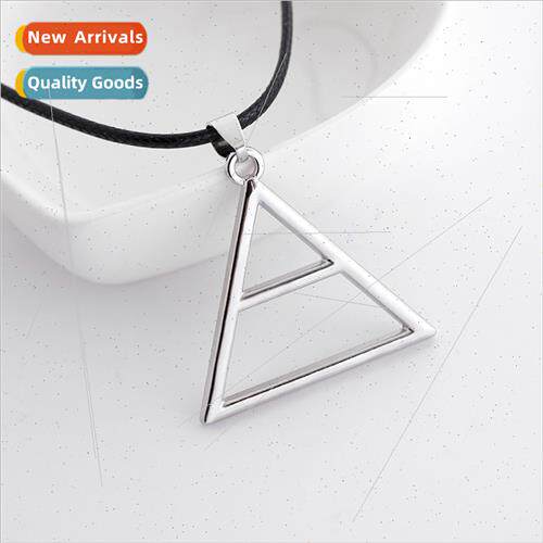 Men triangle pendant jewelry Mars blogo necklace Europe Uned