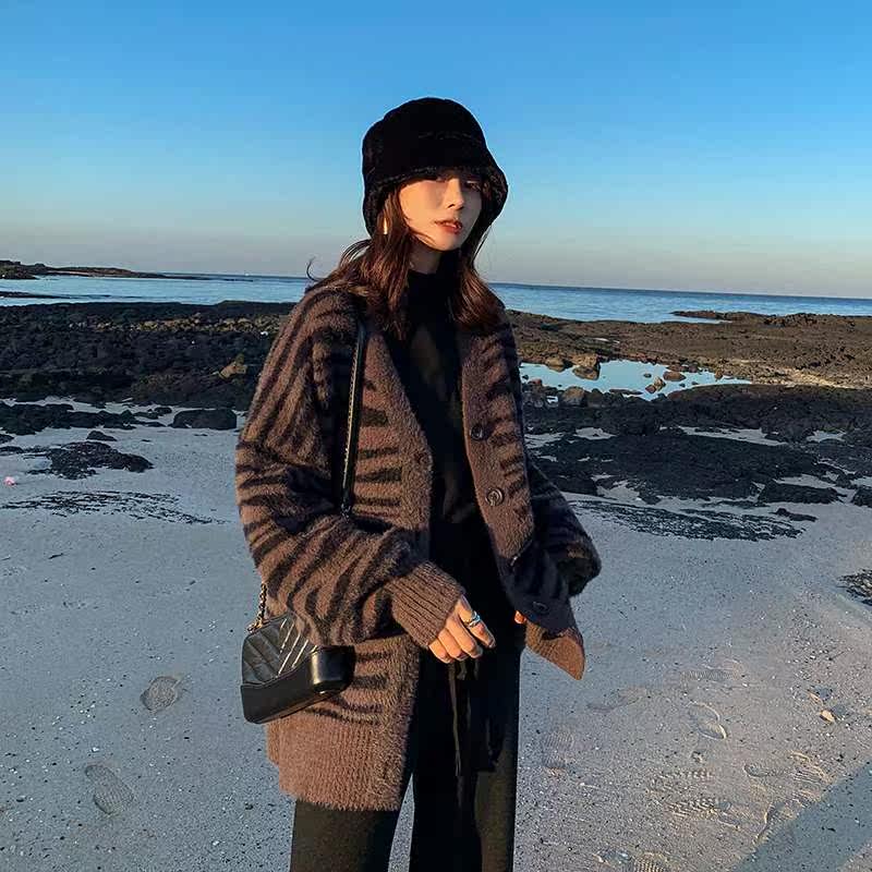 EKOOL马海毛加厚毛衣开衫女秋冬新款条纹拼色宽松V领针织开衫外套|ruв категории плесень играть/Аниме/вокруг/cos/настольные игры, Косплей одежды/реквизит/услуги, Косплей женской одежды - от Buy2taobao.com для оказания профессиональной услуги покупки агента Taobao