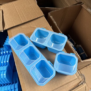 鸽子食盒鸟食盒鸟用撒防溅喂食食槽塑料鸽具用品鹦鹉