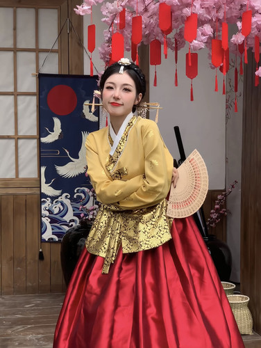 新款延吉公主韩服传统朝鲜族服装女宫廷礼服大长今演出表演套装女
