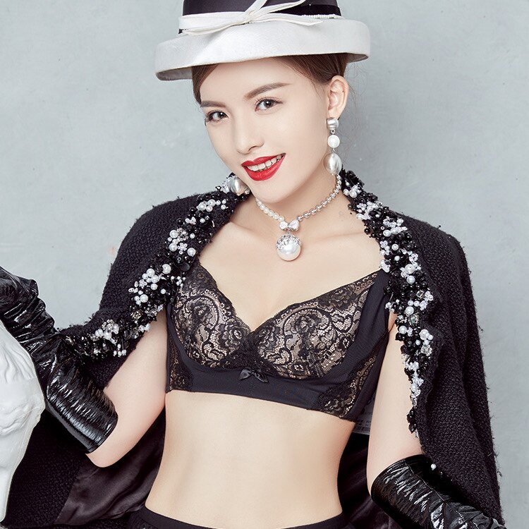 蕾丝聚拢超薄无钢圈文胸