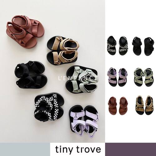 TinyTrove儿童黑色软底防滑凉鞋