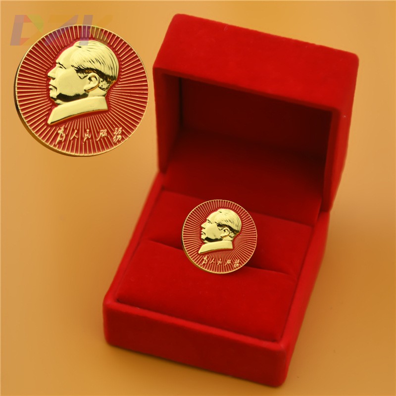 毛主席徽章纪念头像章毛爷爷胸针胸章为人民服务2.3厘米收藏勋o7