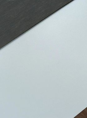 白色光面HPL耐火板1mm防火皮装饰板材贴面防火板橱柜展示柜饰面