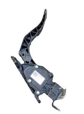 适用长安CS75逸动欧尚CS55悦翔V7油门脚踏板1108100-M02-BD01-U01